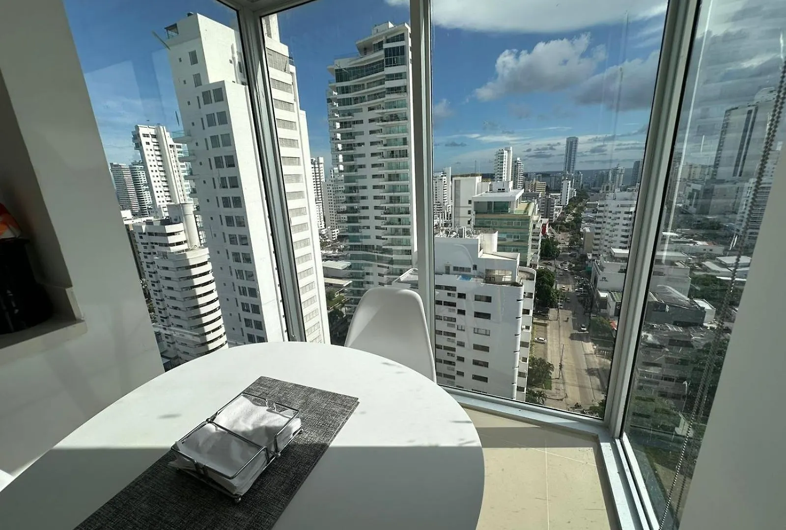 Apartamento Magnoloft Bocagrande Cartagena アパート